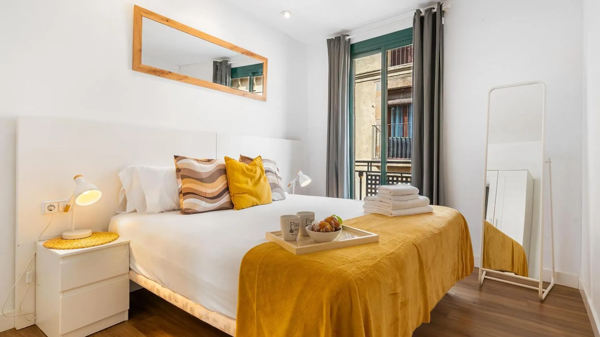 Lodging Apartments Liceu G2 Barcelona Spain